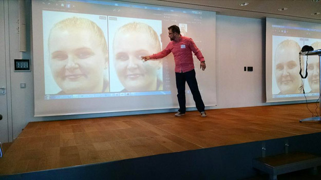 Bildretusche-Session auf dem #barcampDUS. Foto: @eikeollich