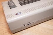Rückseite mit HDMI Anschluss