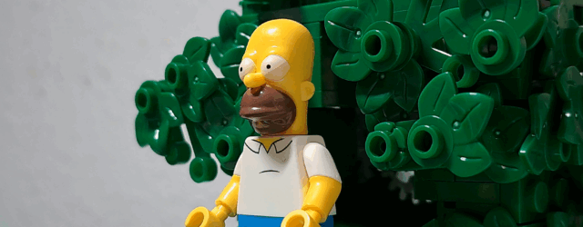 Homer Simpson Meme aus Klemmbausteinen